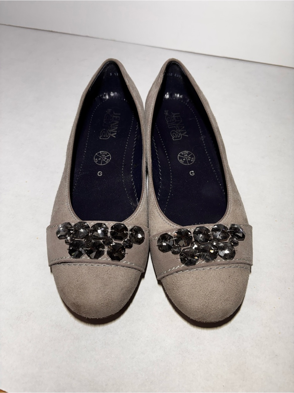 Jenny by Ara Taupe Suede Crystal Ballet Flats Rhinestone German Comfort Sz 8.5